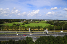 900310 Overzicht van de landerijen ten zuiden van De Bilt, vanaf het bovenste dek van de parkeergarage P+R Science Park ...